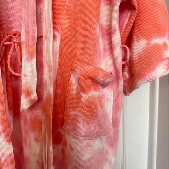 tie-dyed, waffle robe size XS - Picture 3 of 5